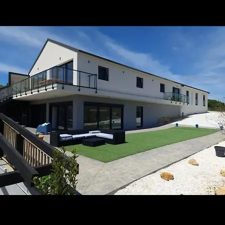 Privatunterkunft Principal House 7 *